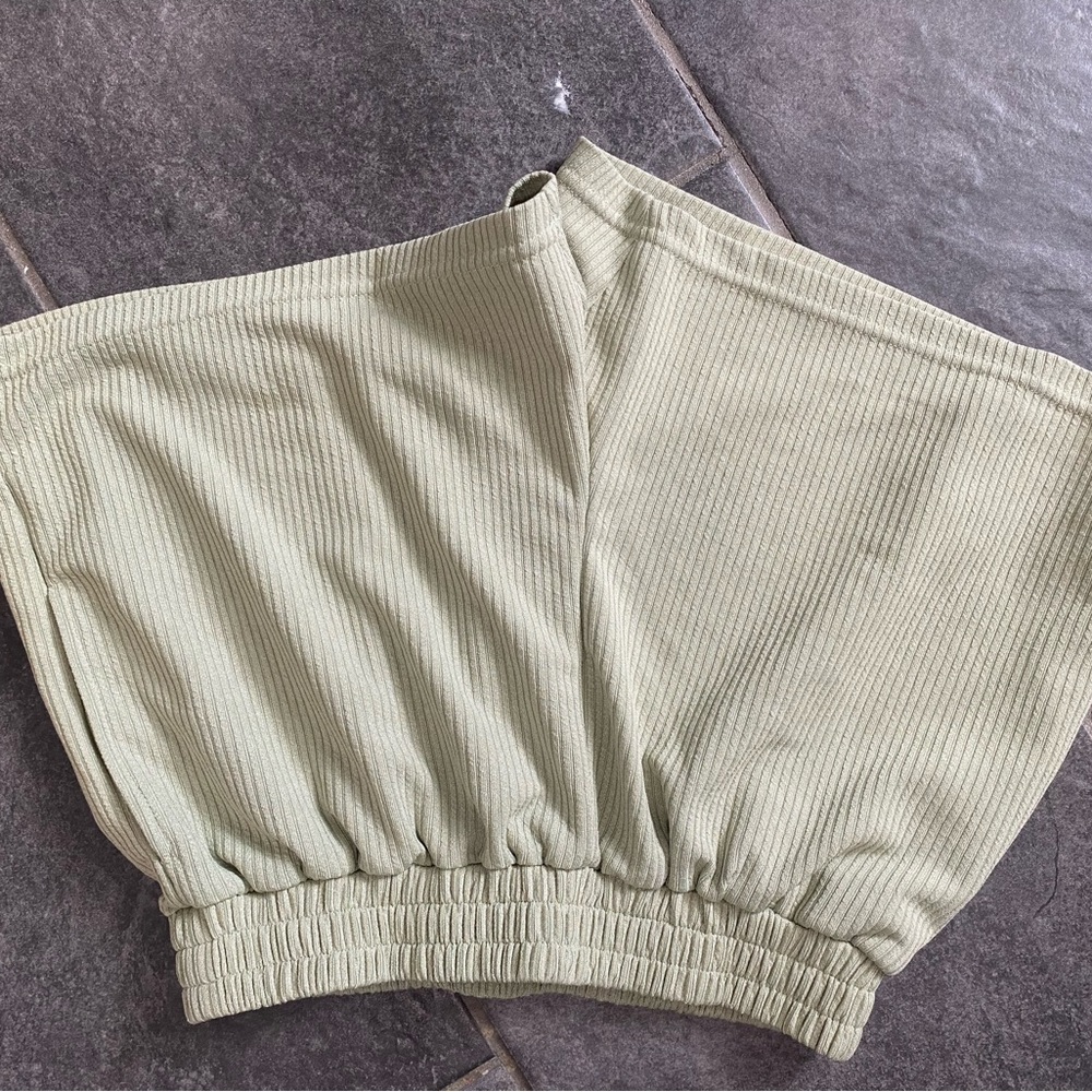 Short & Tank set - Picture 4 of 6
